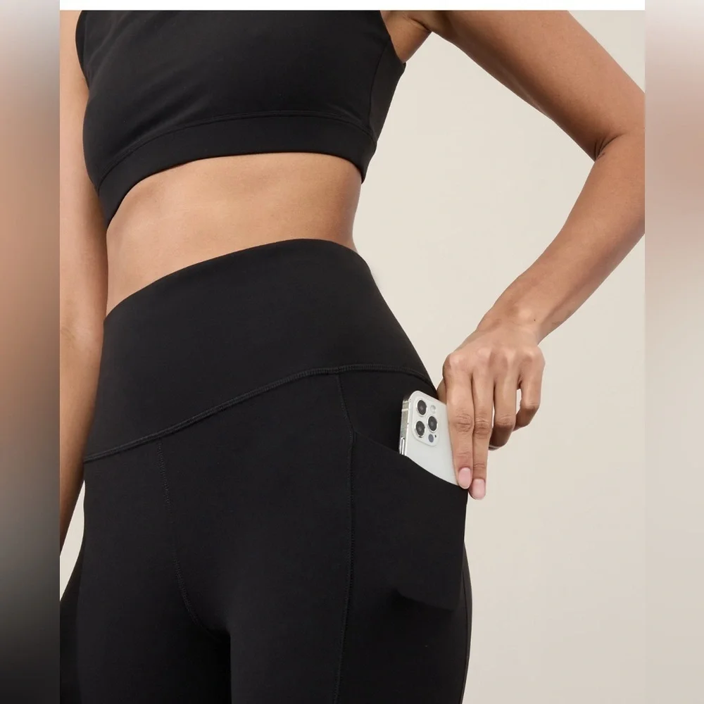 NWT Athleta Salutation Stash Black Tight Size XS/T